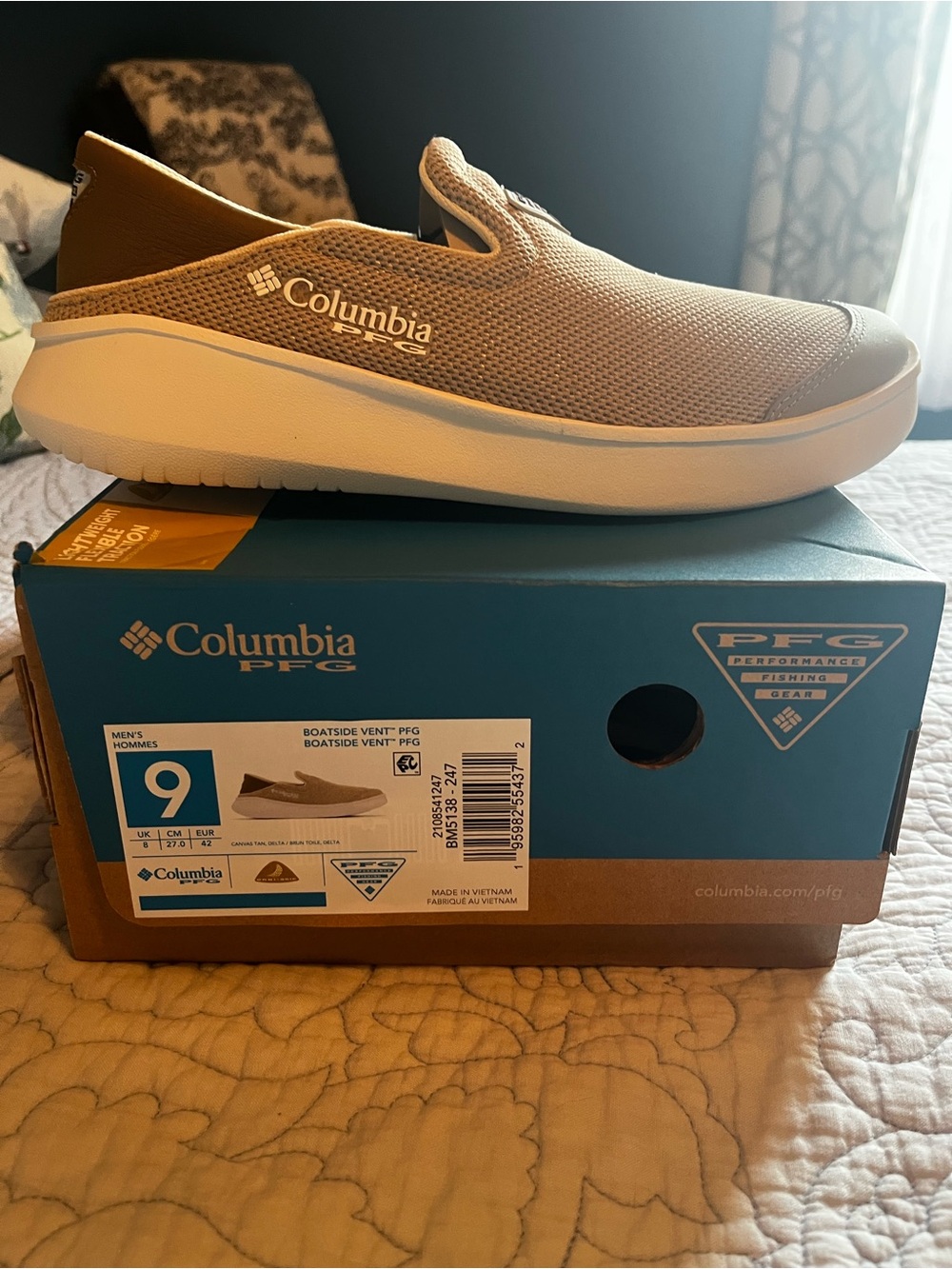 Columbia Men’s Slip-On Boat Shoe — Light Brown/Tan